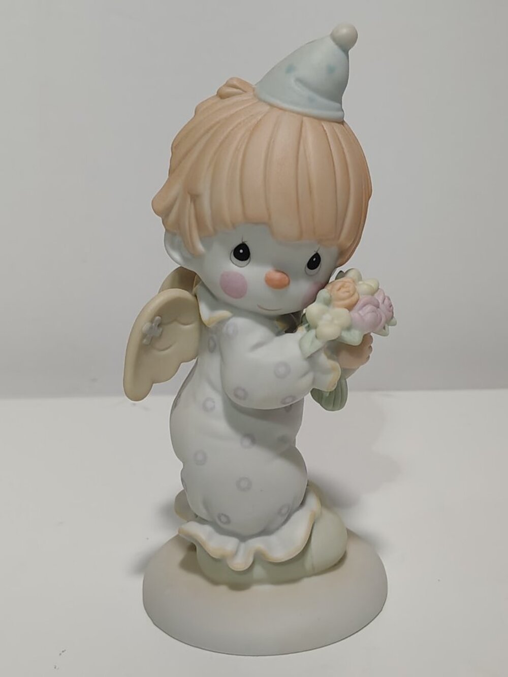 Precious Moments Happiness Divine 109584 Clown Angel Flowers Figurine 1987